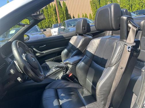 2011 BMW M3 Base