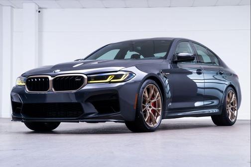 Brands Hatch Grey Metallic 2022 BMW M5 Base