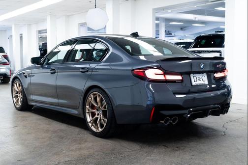 Brands Hatch Grey Metallic 2022 BMW M5 Base
