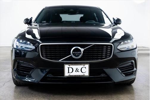 2020 Volvo S90 Recharge Plug-In Hybrid T8 R-Design
