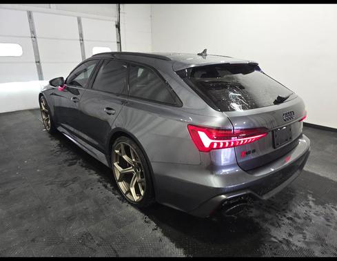 Daytona Gray Pearl Effect 2025 Audi RS 6 Avant 4.0T