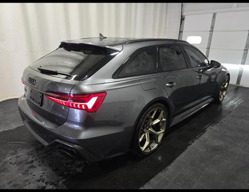 Daytona Gray Pearl Effect 2025 Audi RS 6 Avant 4.0T