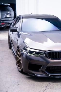 Quartz Metallic 2018 BMW M5 Base