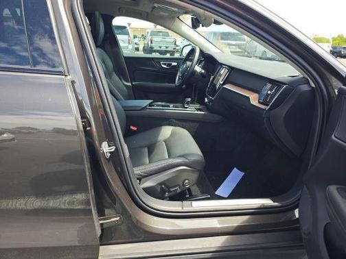 Platinum Grey Metallic 2025 Volvo V60 Cross Country Plus, B5 AWD Gas (mild hybrid)