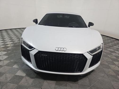 2017 Audi R8 5.2 V10 plus