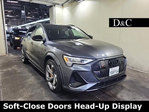 2022 Audi e-tron S Prestige