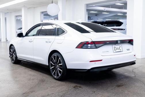2023 Honda Accord Hybrid Touring