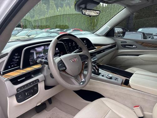 2021 Cadillac Escalade ESV Sport Platinum