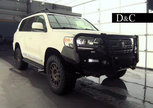 Blizzard Pearl 2018 Toyota Land Cruiser Base