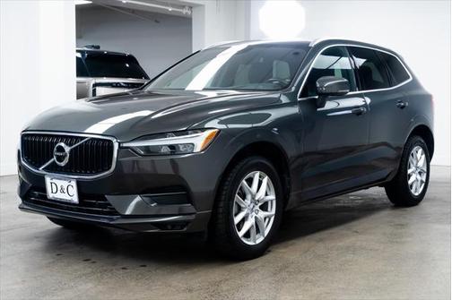 2021 Volvo XC60 T5 Momentum