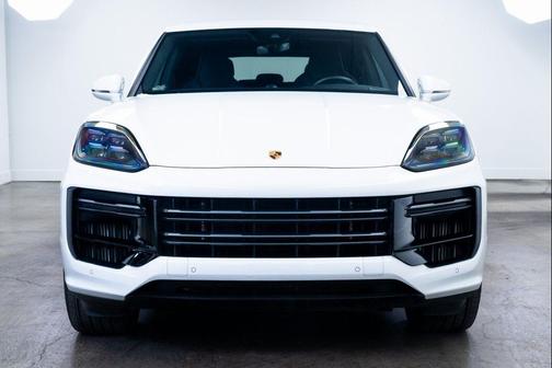 2024 Porsche Cayenne Cayenne Turbo E-Hybrid