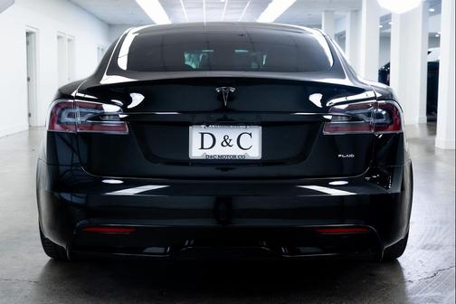 2021 Tesla Model S Plaid