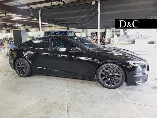 2021 Tesla Model S Plaid