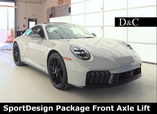 2025 Porsche 911 Carrera 4 GTS