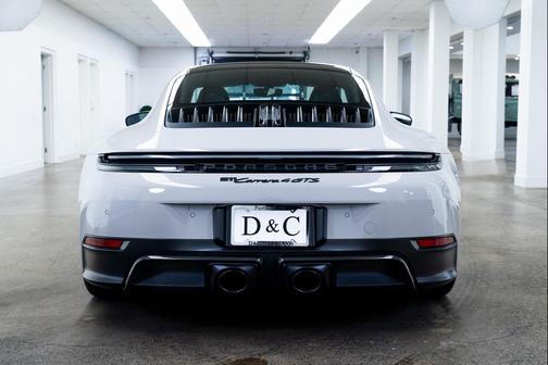 2025 Porsche 911 Carrera 4 GTS