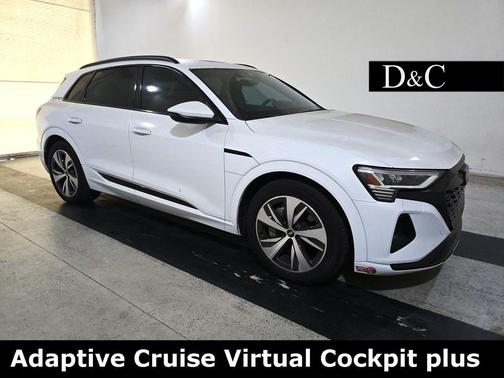 2024 Audi Q8 e-tron Premium Plus