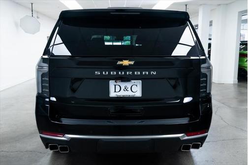 2025 Chevrolet Suburban 4WD High Country