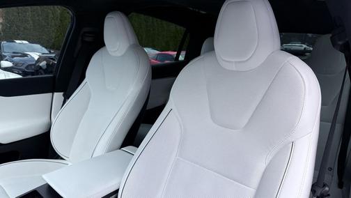 2024 Tesla Model X Plaid Tri Motor All-Wheel Drive