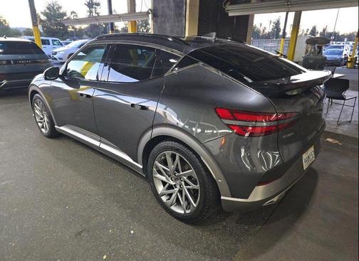 2023 Genesis GV60 Advanced AWD