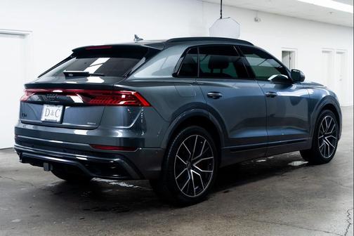 2021 Audi Q8 55 Premium Plus