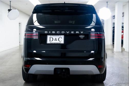 2023 Land Rover Discovery P360 Metropolitan Edition