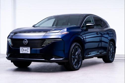 Deep Ocean Blue Pearl/Super Black 2025 Nissan Murano Platinum