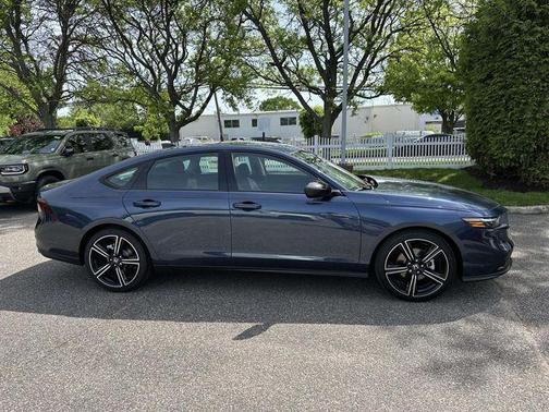 Canyon River Blue Metallic 2026 Honda Accord SE