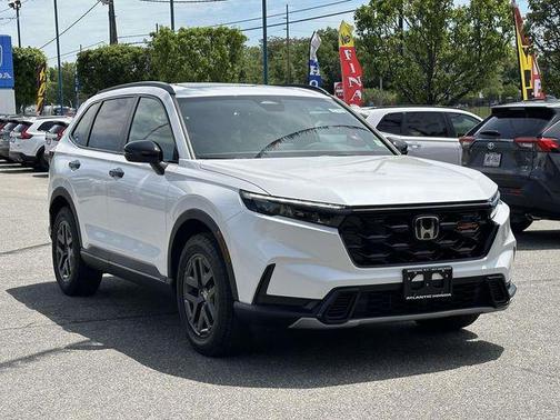 Platinum White Pearl 2026 Honda CR-V Hybrid TrailSport AWD