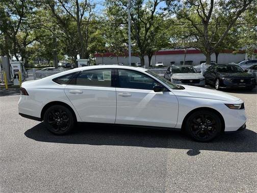 2025 Honda Accord Sport SE 1.5T