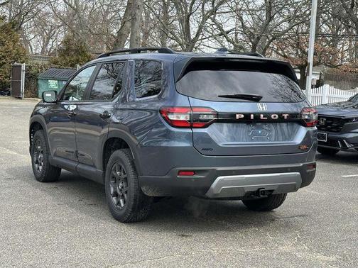 Smoke Blue Pearl 2026 Honda Pilot TrailSport