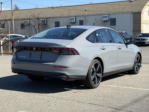 Urban Gray Pearl 2026 Honda Accord SE