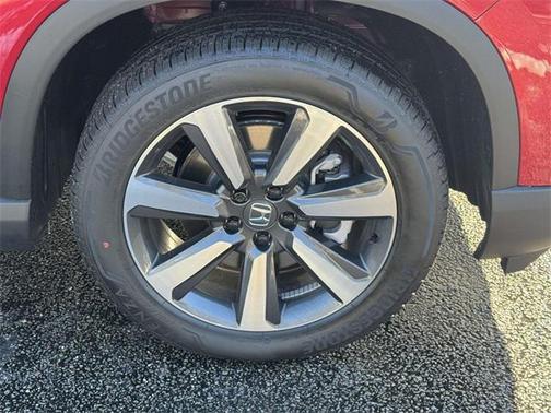 2025 Honda Pilot Touring 8-Passenger