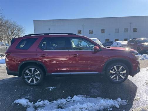 2025 Honda Pilot Touring 8-Passenger
