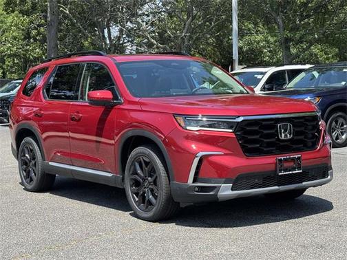 2025 Honda Pilot Touring 8-Passenger