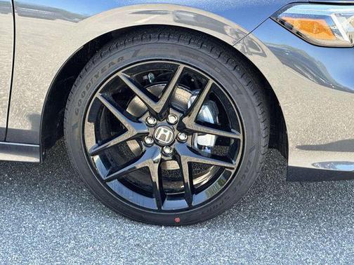 Meteorite Gray Metallic 2026 Honda Civic Sport