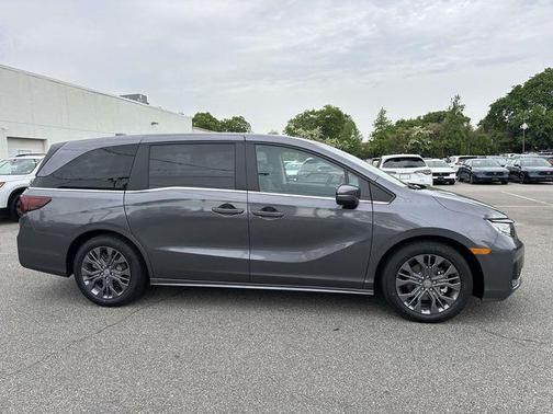 Modern Steel Metallic 2026 Honda Odyssey Touring