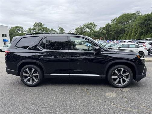 2025 Honda Pilot Elite