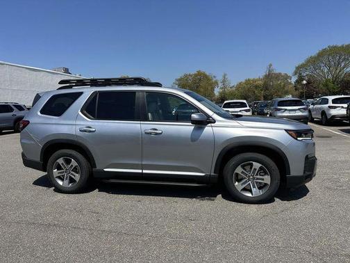 Solar Silver Metallic 2026 Honda Pilot EX-L