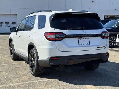 2026 Honda Pilot Black Edition