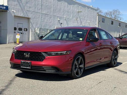 Radiant Red Metallic 2026 Honda Accord SE