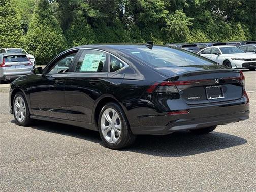 2025 Honda Accord LX 1.5T