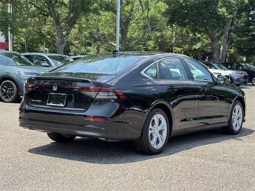 2025 Honda Accord LX 1.5T