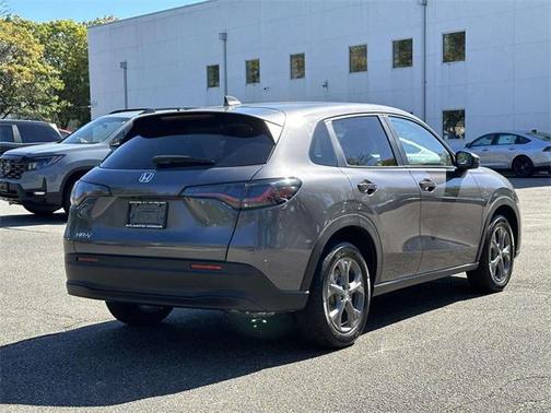 2026 Honda HR-V LX