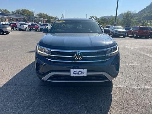 2022 Volkswagen Atlas Cross Sport 3.6L V6 SE w/Technology