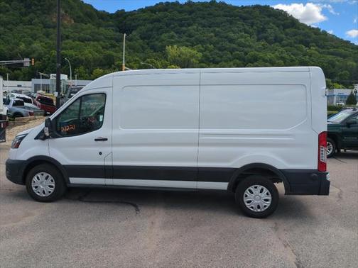 2022 Ford Transit-350 Base
