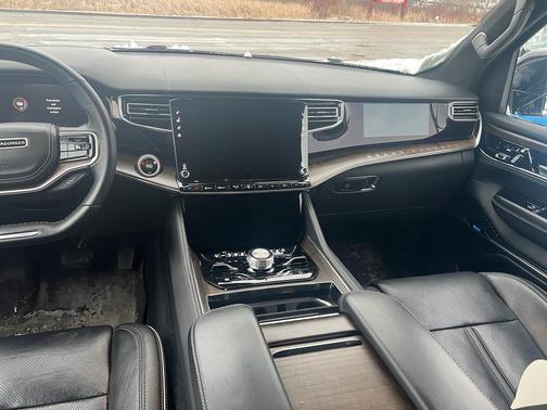 2023 Jeep Grand Wagoneer Series II 4x4