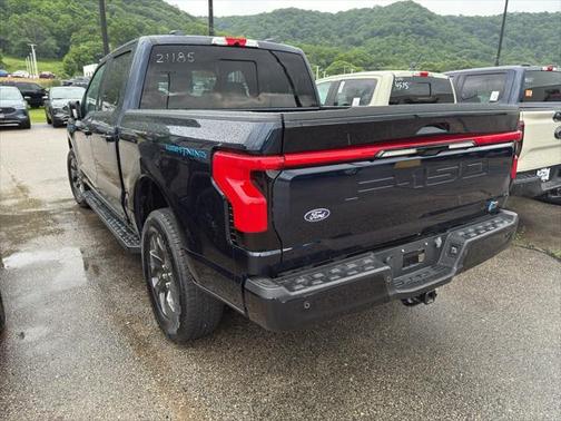 2024 Ford F-150 Lightning LARIAT