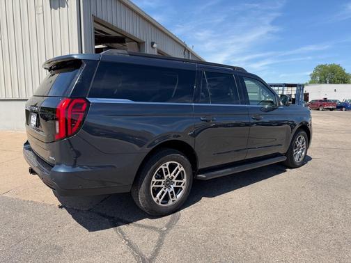 Stone Blue Metallic 2025 Ford Expedition Max Active 4x4