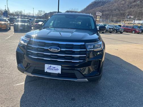 Agate Black Metallic 2026 Ford Explorer Active