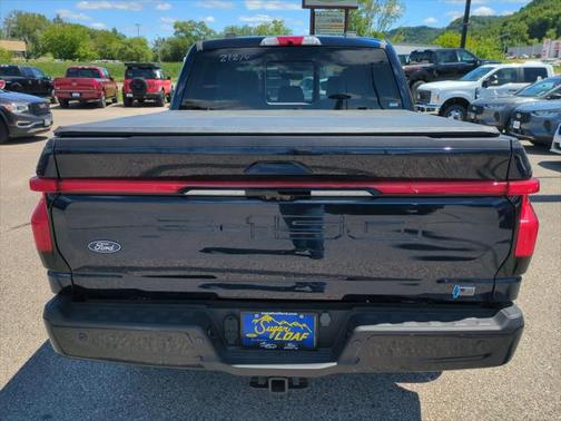 2024 Ford F-150 Lightning Platinum